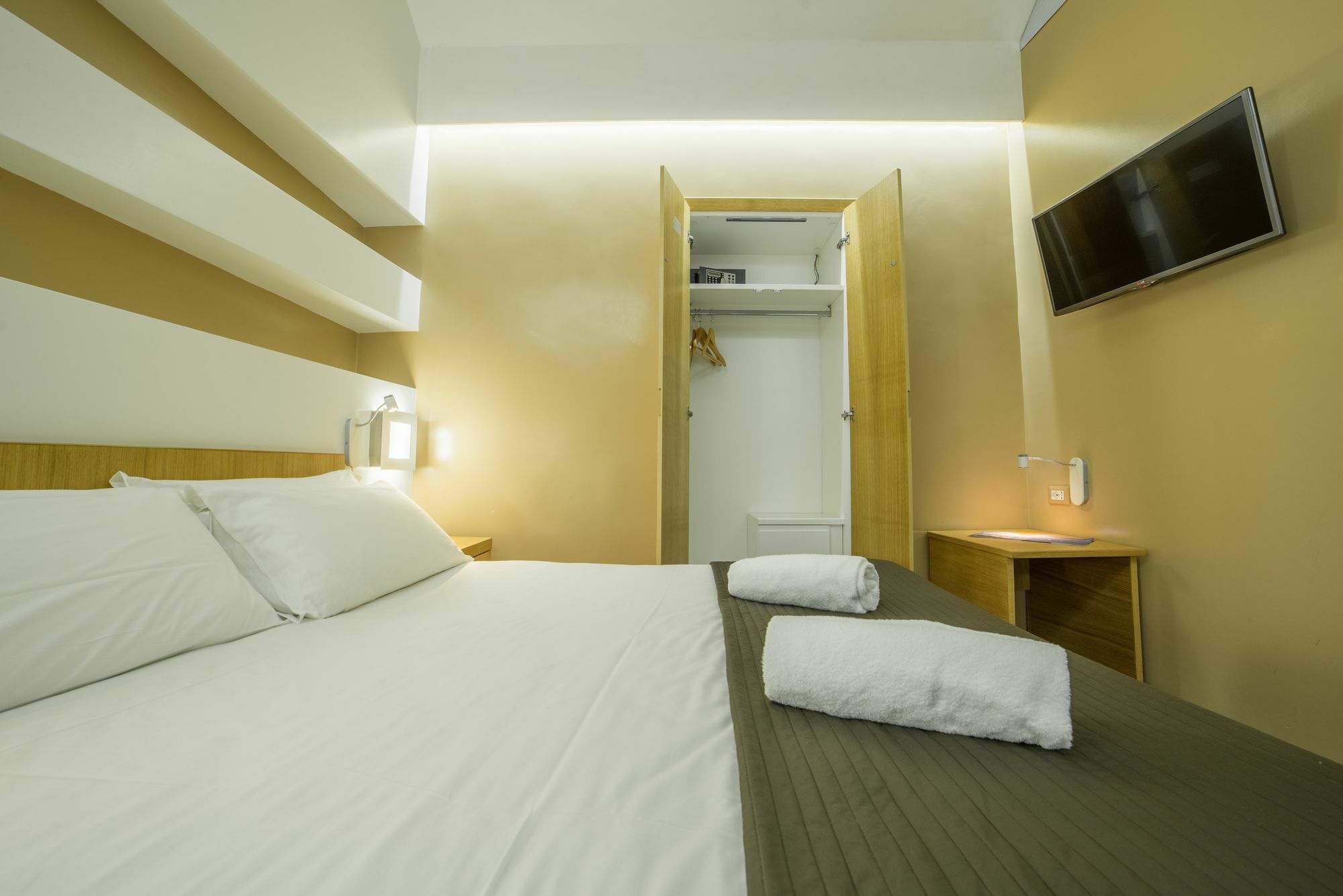 Chiaia 197 Deluxe Residence Neapol Zewnętrze zdjęcie