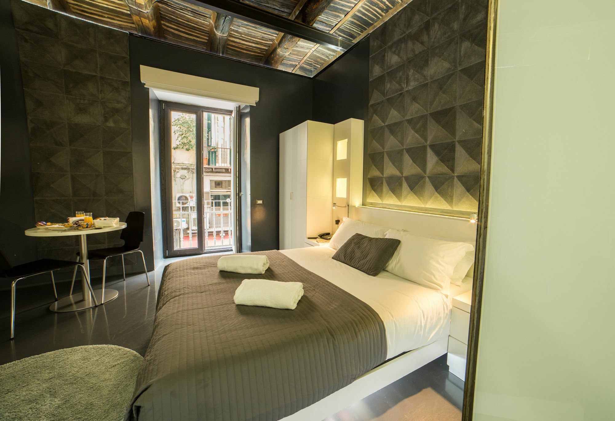 Chiaia 197 Deluxe Residence Neapol Zewnętrze zdjęcie